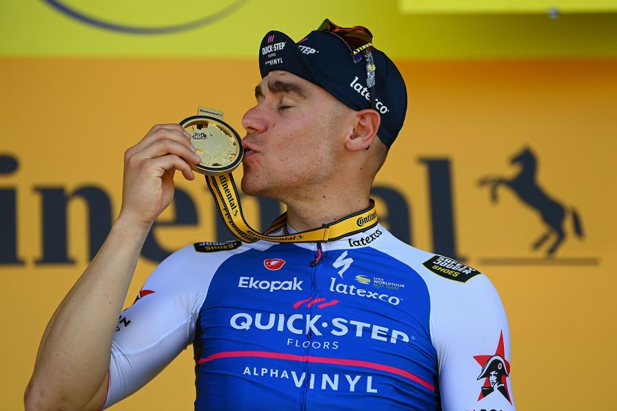 Fabio Jakobsen gets his first Tour de France win Bikenews